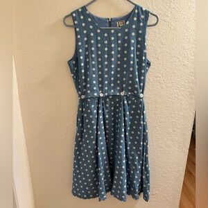 ModCloth chambray and white polka dot dress - size medium